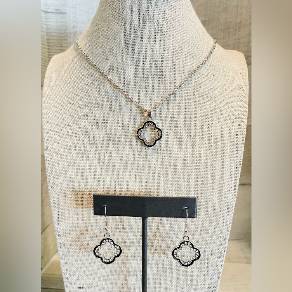 Fashion jewelry